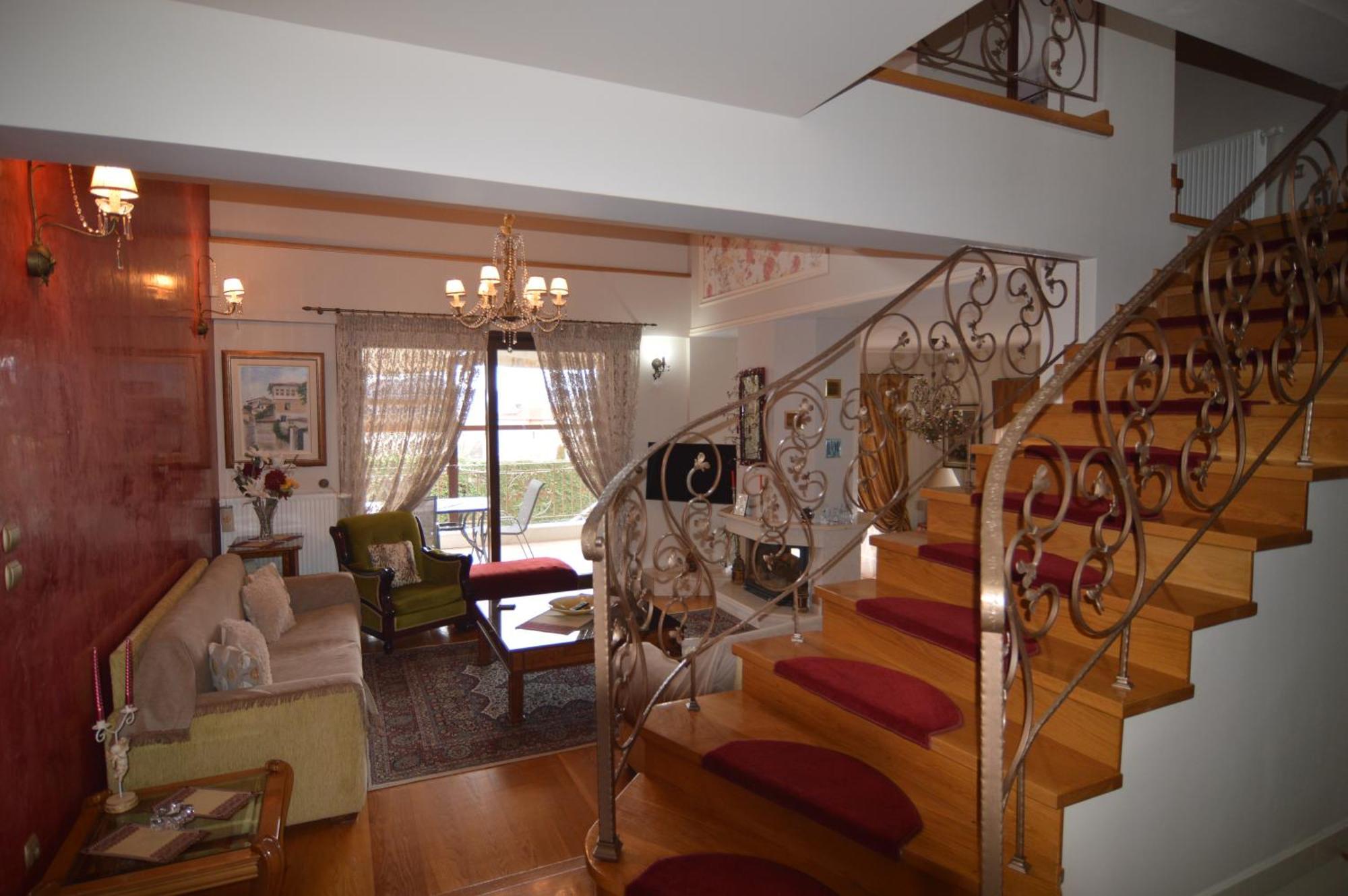 Villa Luxury Paradise Kastoria Lithia Екстер'єр фото