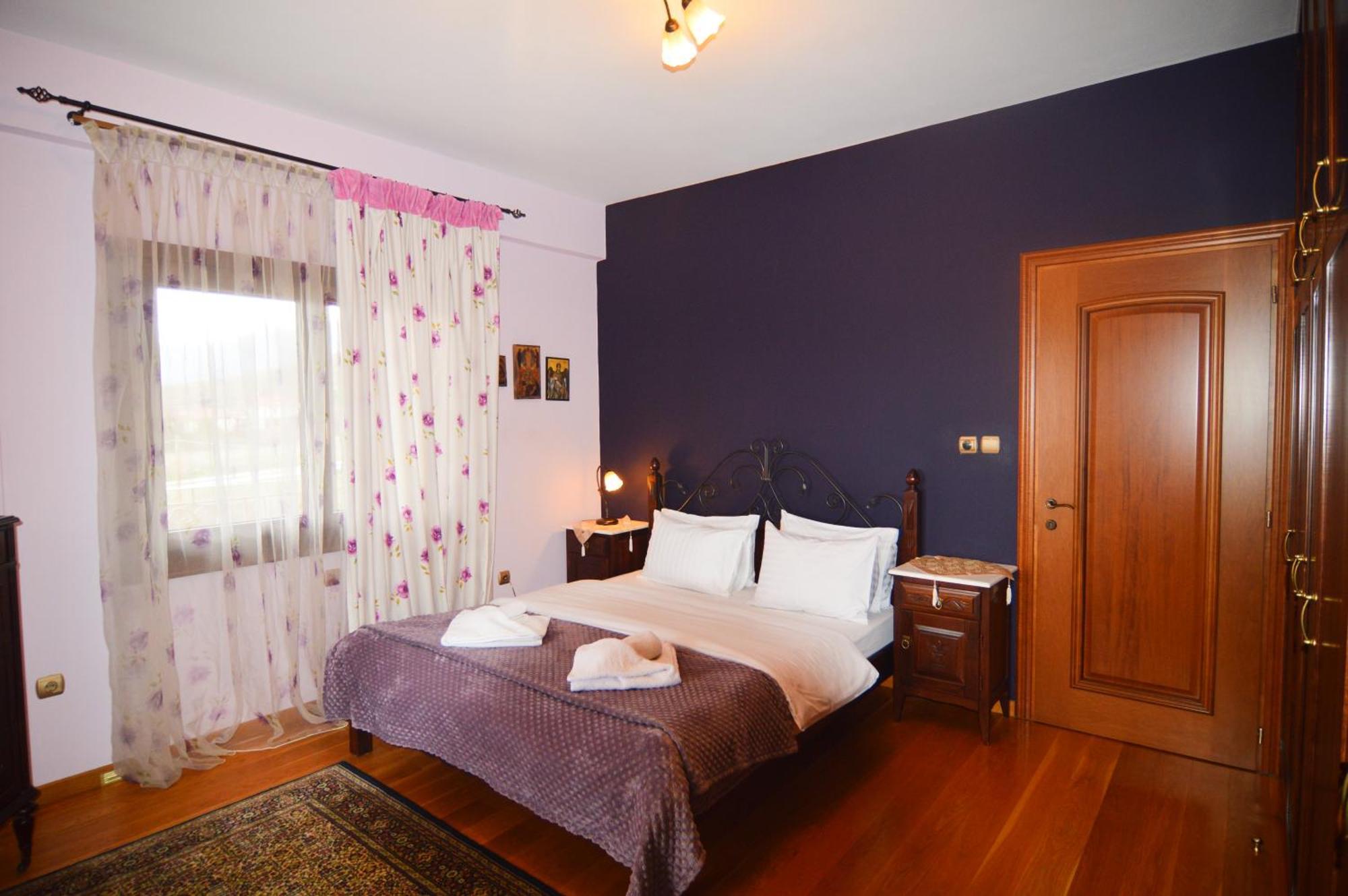 Villa Luxury Paradise Kastoria Lithia Екстер'єр фото